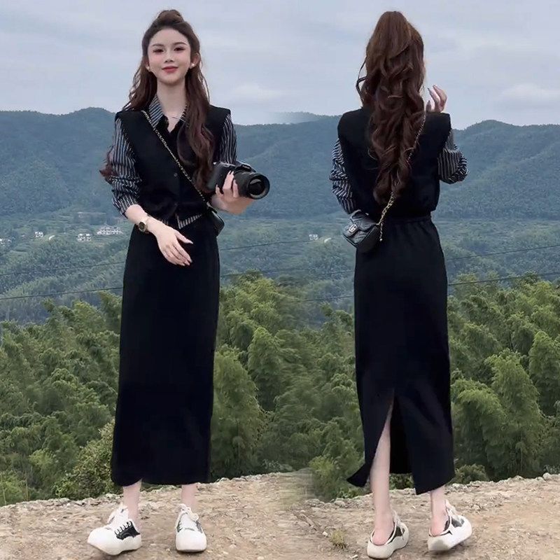 韩版时尚套装女2026年秋冬新款洋气显瘦条纹衬衫马夹半身裙两件套