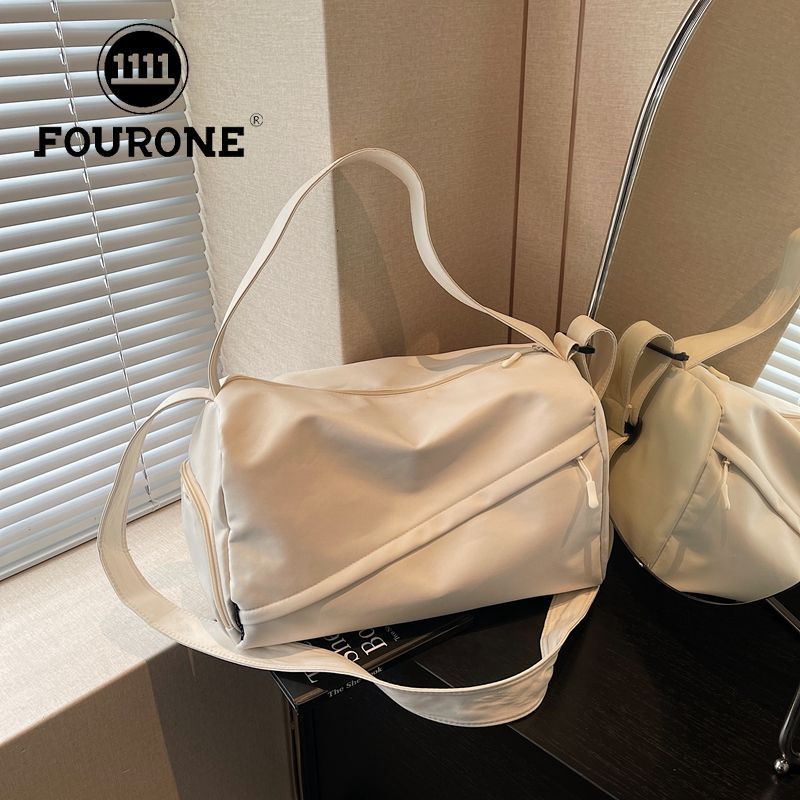 【FOUR ONE】休闲健身包休闲瑜伽独立鞋仓运动包大容量短途单肩旅行包