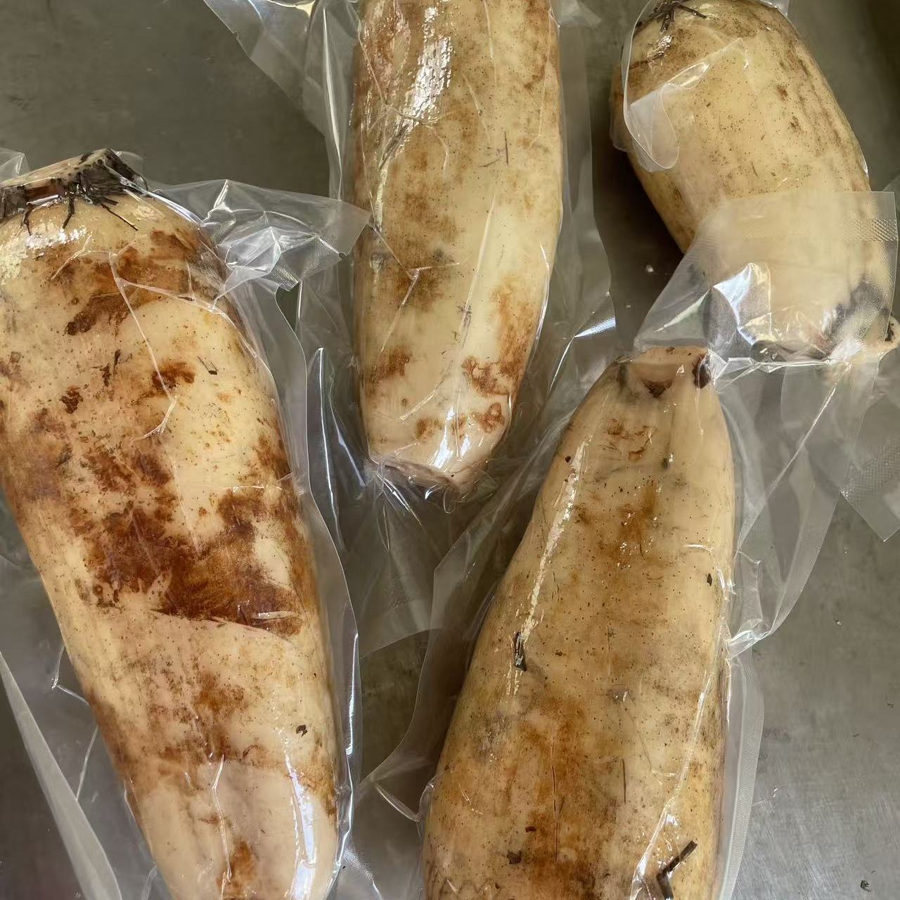 微山湖深水老白莲现挖现发秋季应季蔬菜不泡药水原色带水锈批发