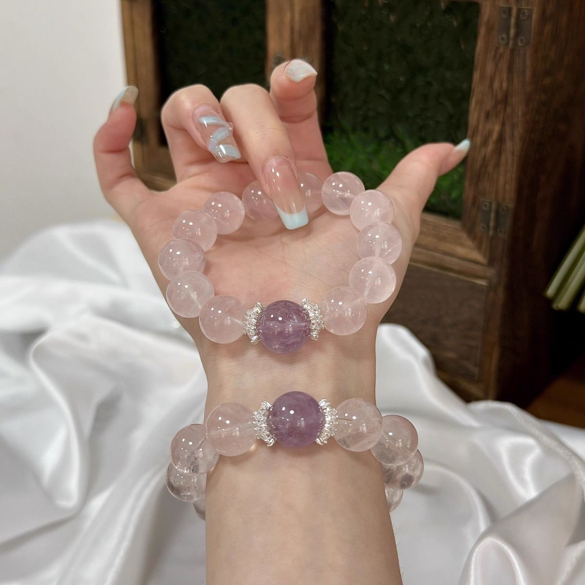 天然粉水晶手链女款原创高级感设计精致礼物紫水晶桃花大珠子手串