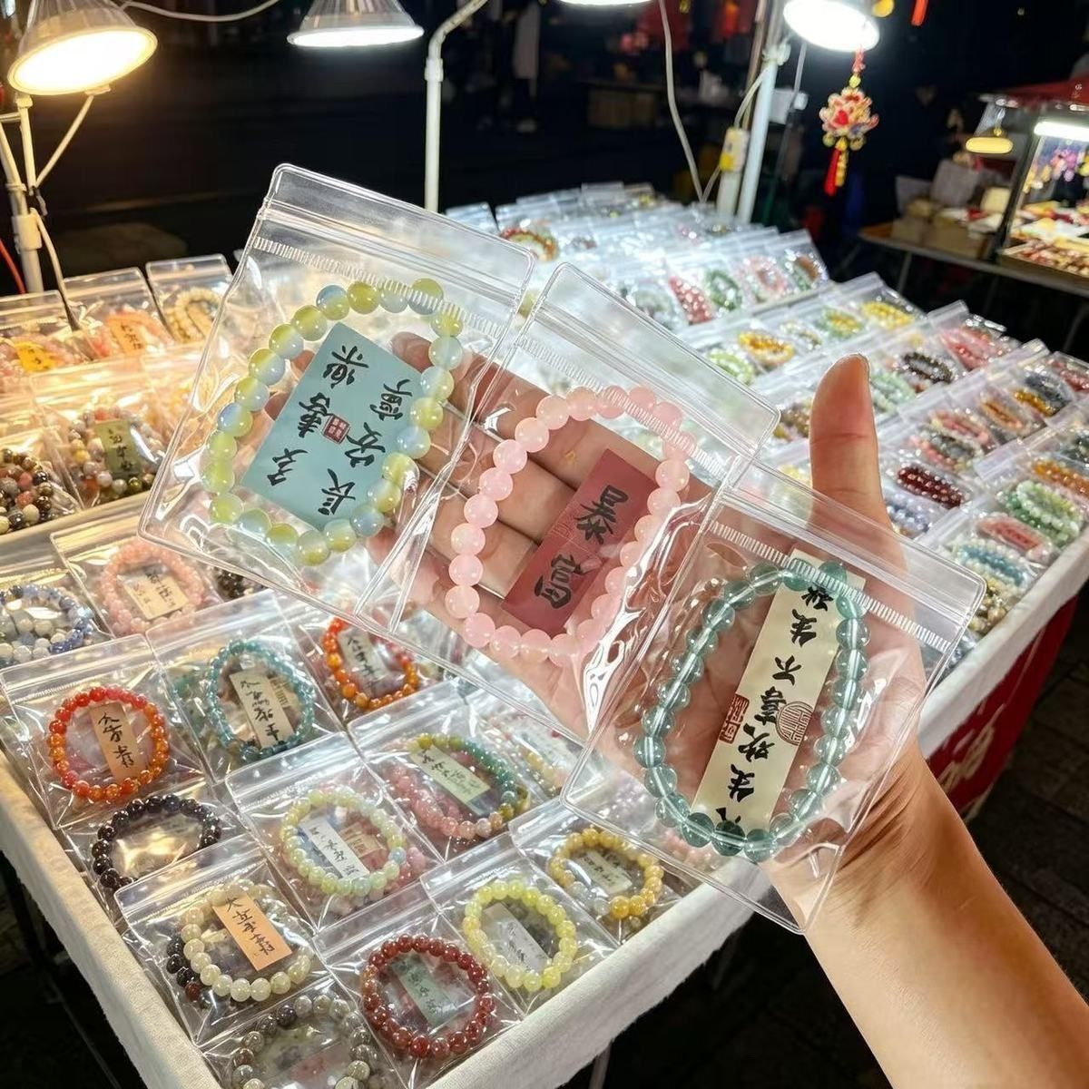 100批发夜市摆摊玻璃手链学生高颜值闺蜜防氧化PVC包装手串