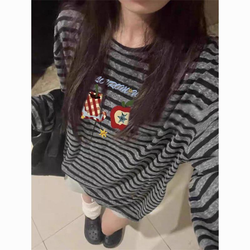 早秋韩版休闲黑灰简约别致条纹慵懒风减龄日系长袖T恤设计感上衣