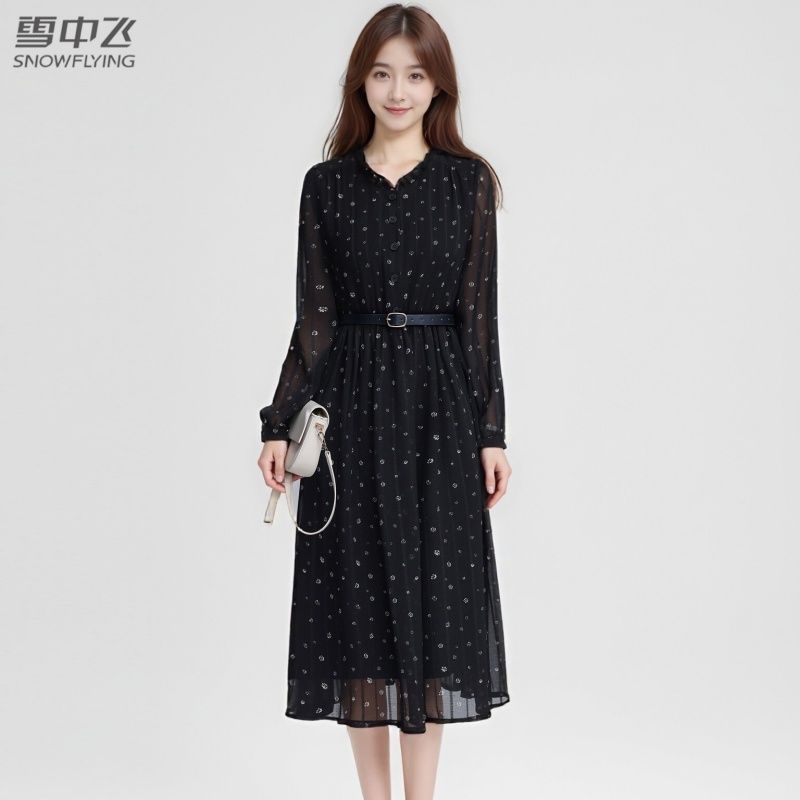 【雪中飞】2025连衣裙新款时尚连衣裙气质收腰百搭时尚显长裙女装裙子