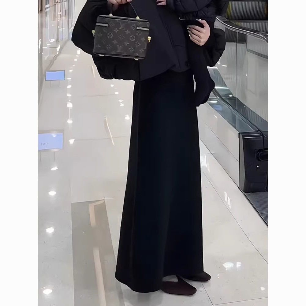 【荔薇竹】黑色半身裙女秋冬大码胖mm时髦洋气高腰显瘦修身宽松A字裙