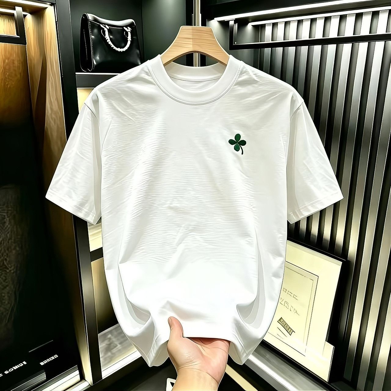 【港澳仓】14号夏季新款短袖男女同款情侣百搭休闲T恤 前胸小绿花