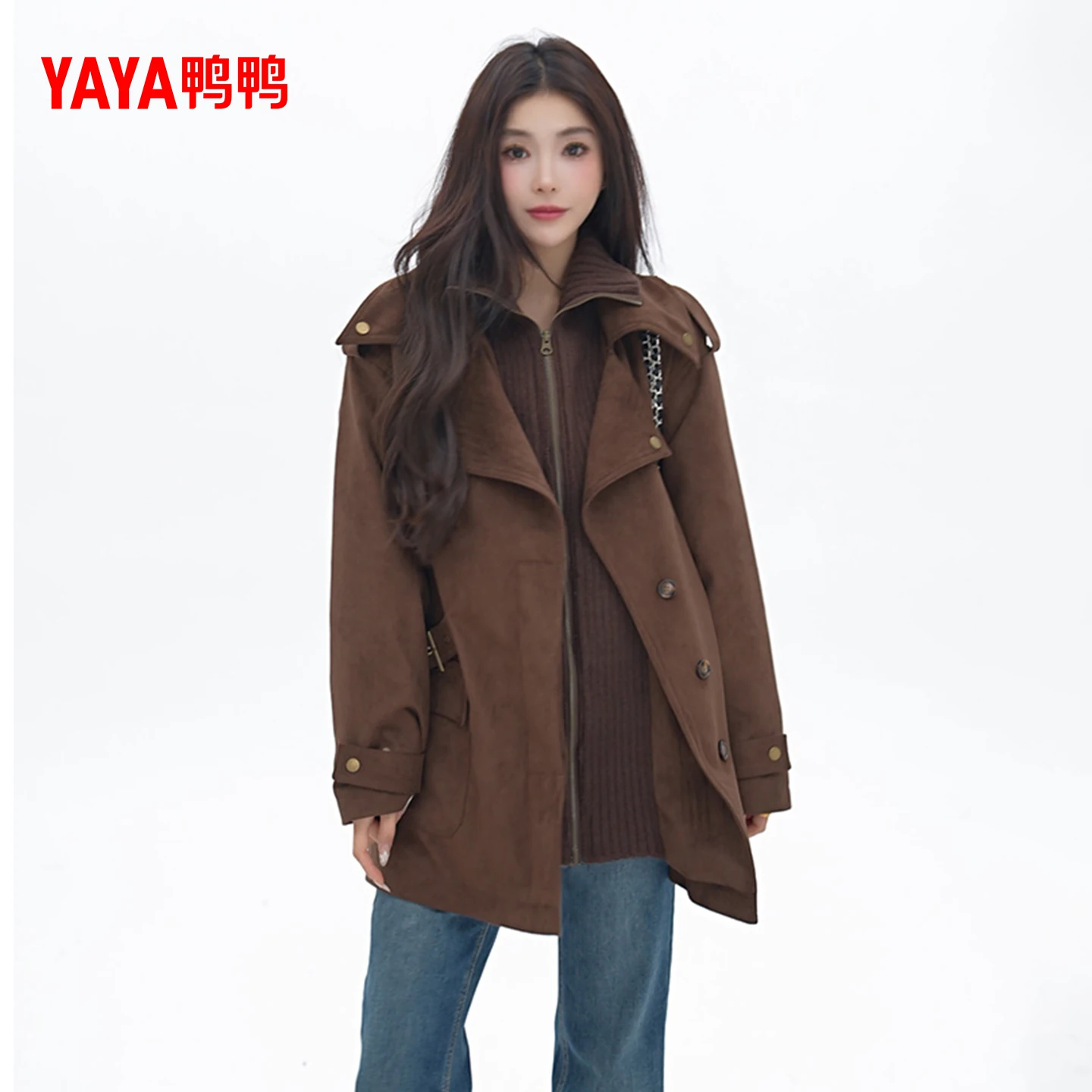 鸭鸭羽绒服女士2026年秋冬新款时尚休闲派克服翻领百搭保暖短外套